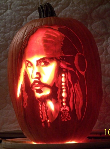 Captain Jack Sparrow small.JPG (61222 bytes)