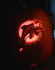 chrisdolphinpumpkin.JPG (4542 bytes)