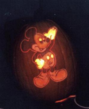 pumpkmickey99.JPG (11409 bytes)
